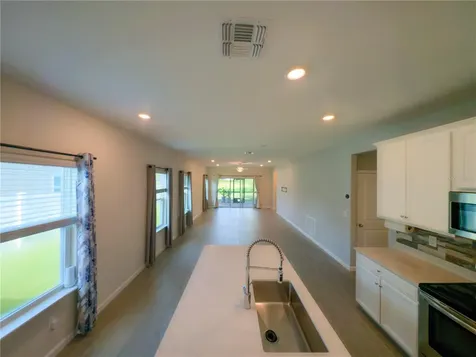 2022 NW 44th Court Road Ocala FL 34482