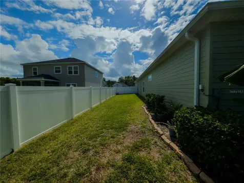 2022 NW 44th Court Road Ocala FL 34482