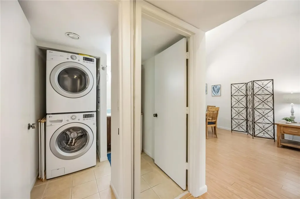 1626 Brookhouse Drive Sarasota FL 34231