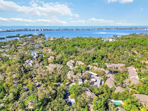 1626 Brookhouse Drive Sarasota FL 34231