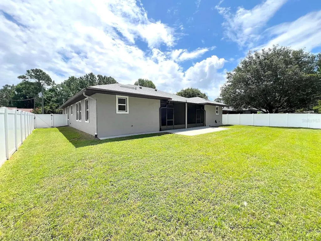 80 Buttonworth Drive Palm Coast FL 32137