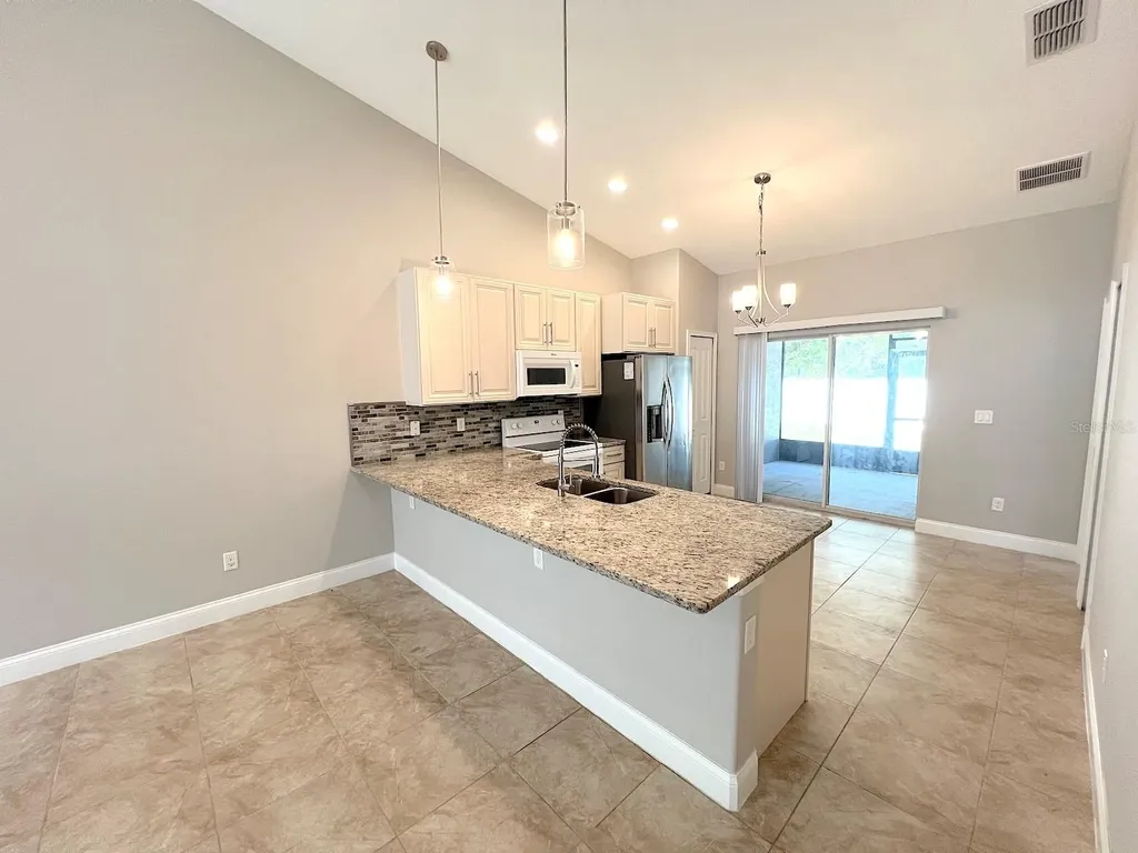 80 Buttonworth Drive Palm Coast FL 32137