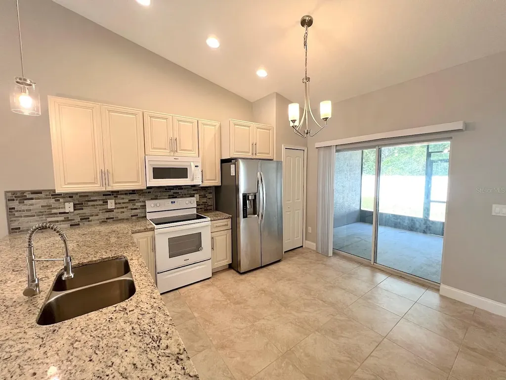 80 Buttonworth Drive Palm Coast FL 32137