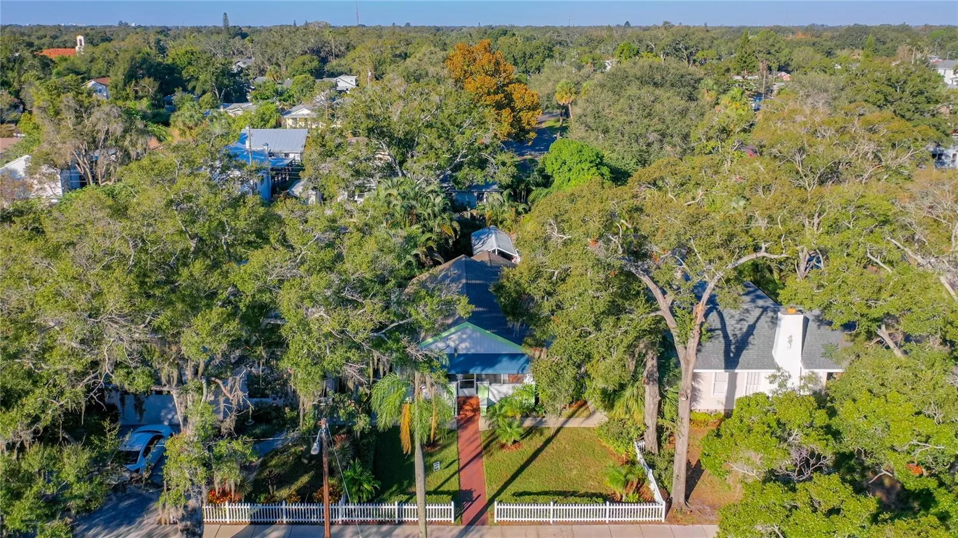 2758 10th Street N St Petersburg FL 33704