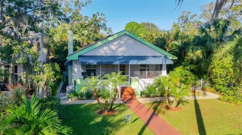 2758 10th Street N St Petersburg FL 33704