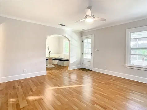 2758 10th Street N St Petersburg FL 33704