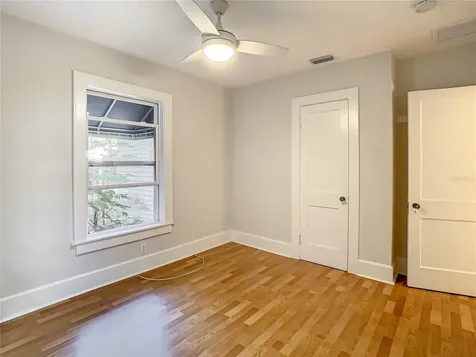 2758 10th Street N St Petersburg FL 33704