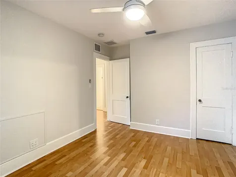 2758 10th Street N St Petersburg FL 33704