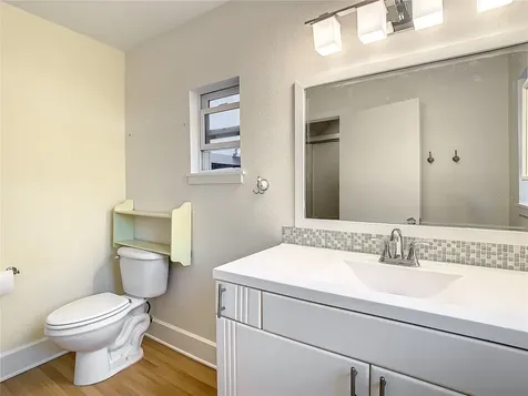 2758 10th Street N St Petersburg FL 33704