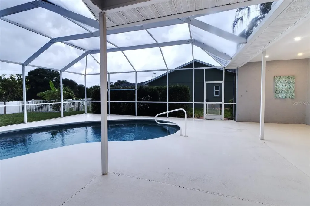 6734 60th Street Circle E Palmetto FL 34221