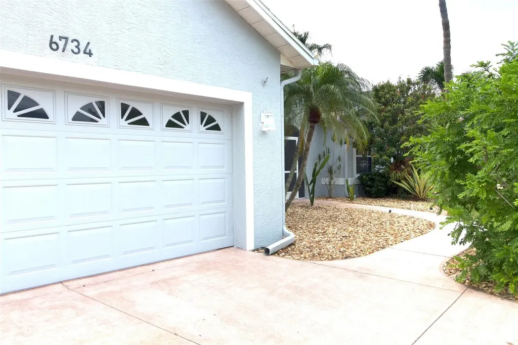 6734 60th Street Circle E Palmetto FL 34221