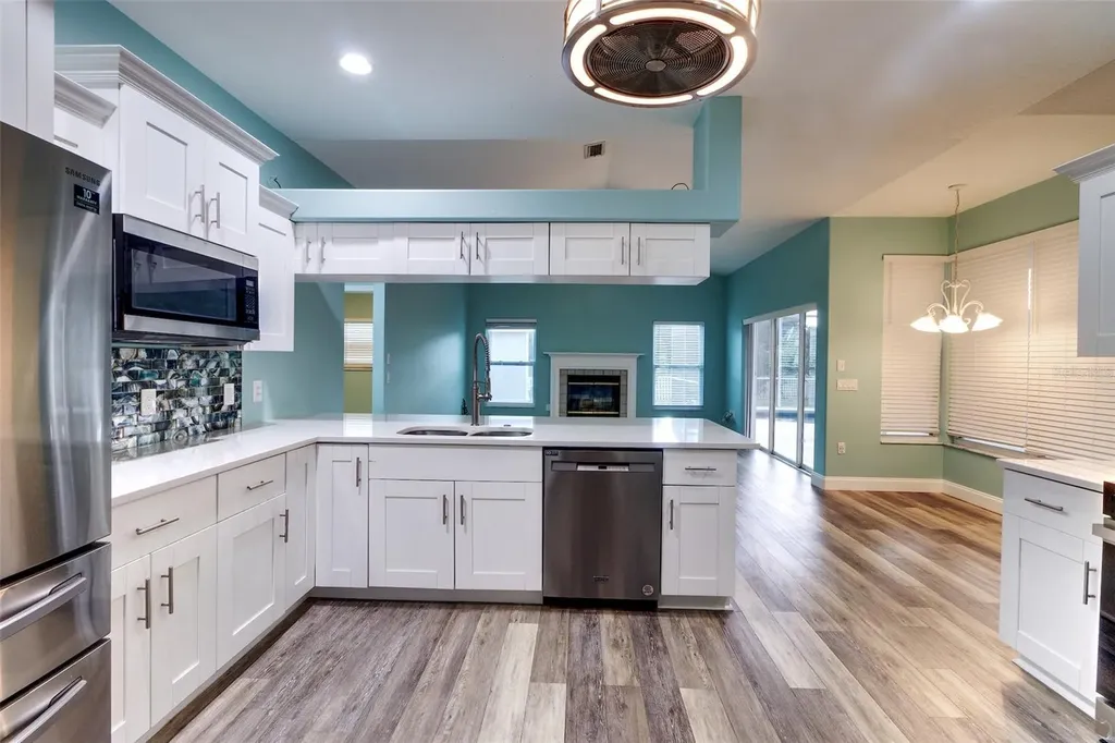 6734 60th Street Circle E Palmetto FL 34221