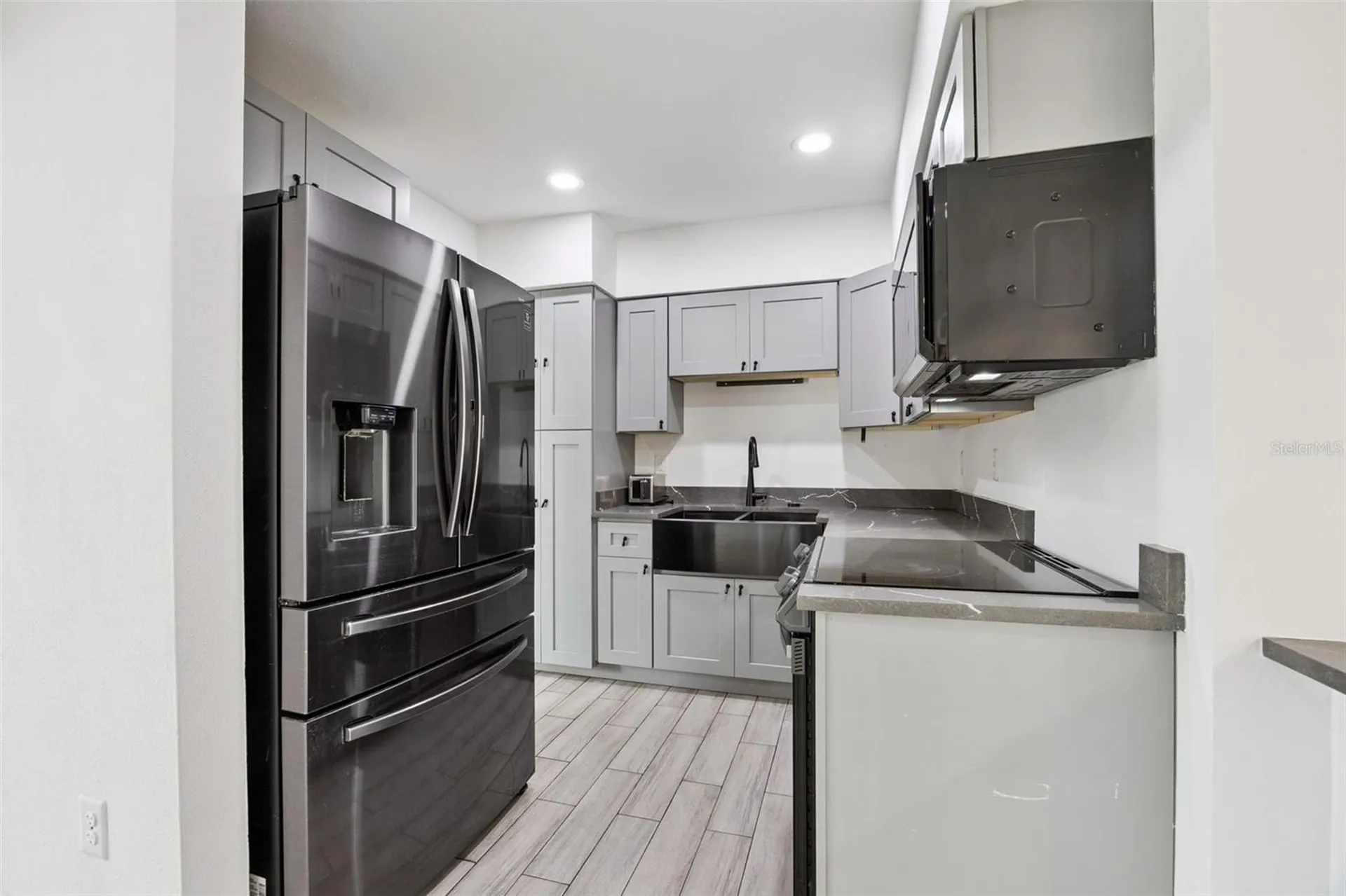 204 W Buchanon Avenue Orlando FL 32809