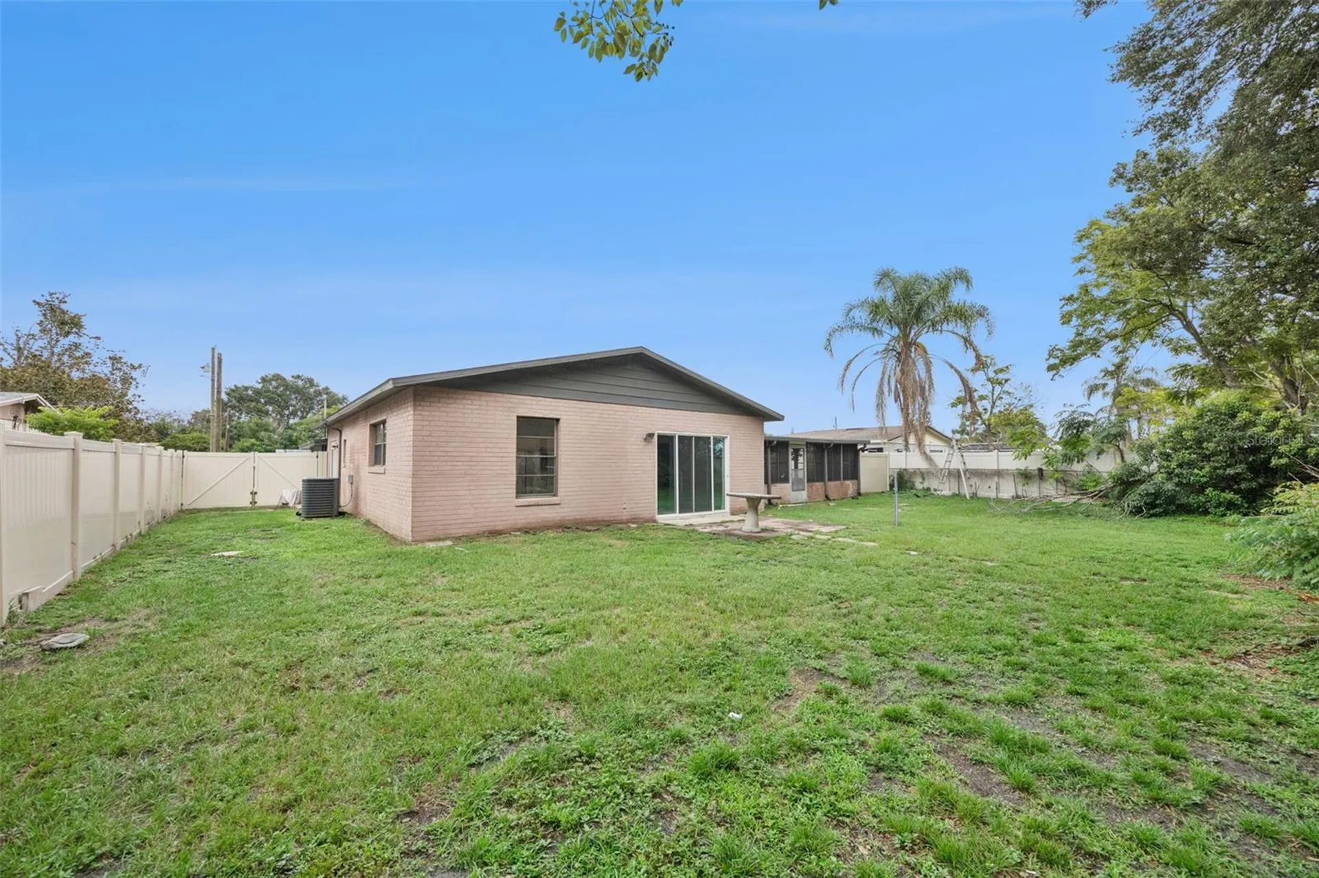 204 W Buchanon Avenue Orlando FL 32809