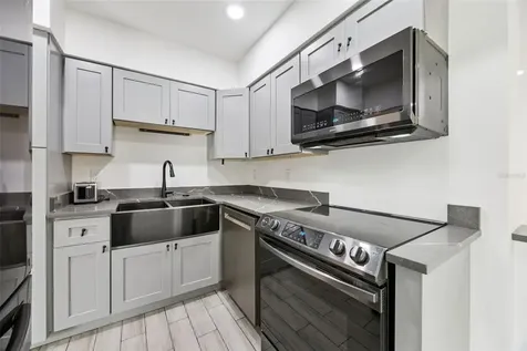 204 W Buchanon Avenue Orlando FL 32809