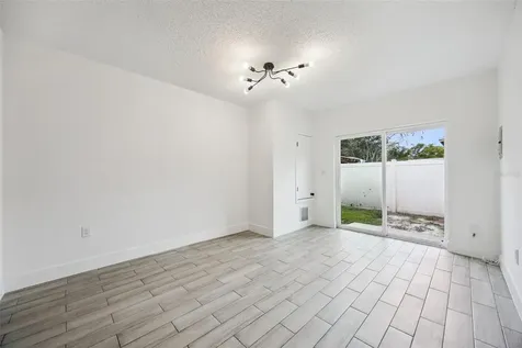 204 W Buchanon Avenue Orlando FL 32809