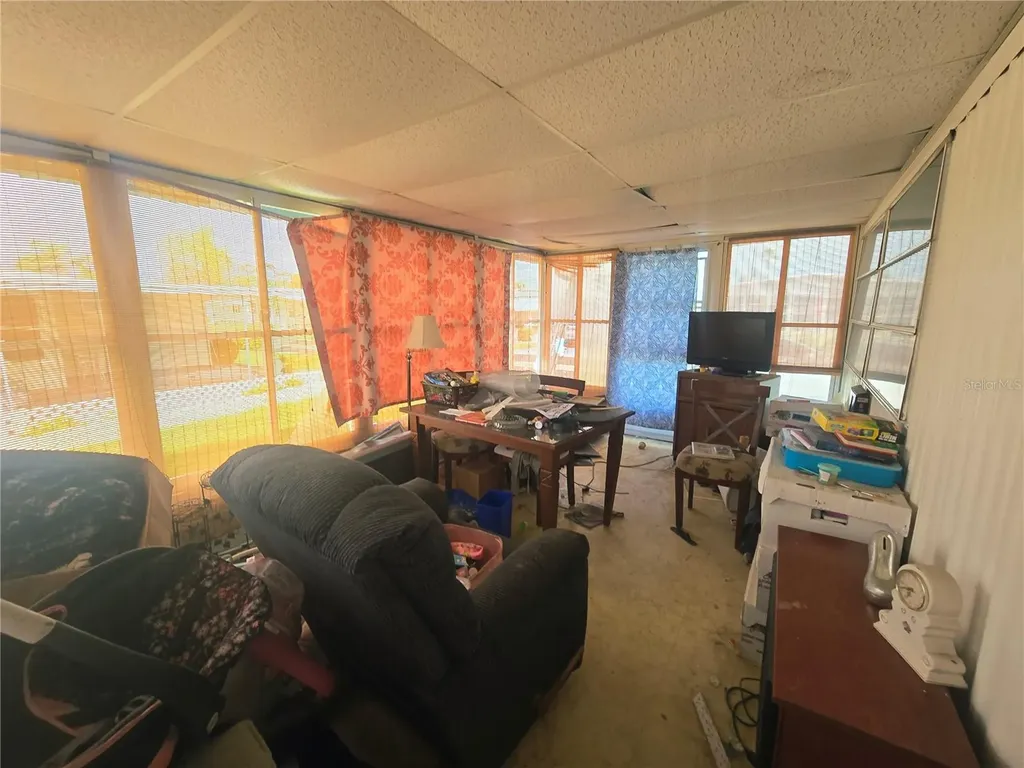 49 Drury Lane Tarpon Springs FL 34689