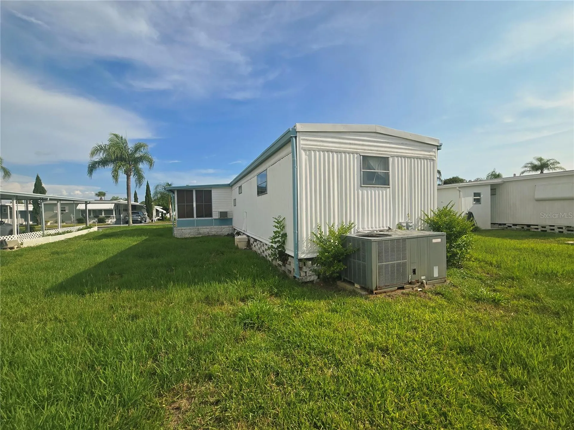 49 Drury Lane Tarpon Springs FL 34689