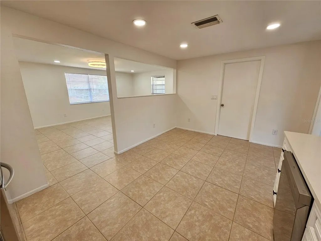 8820 Pohoy Avenue Sarasota FL 34231