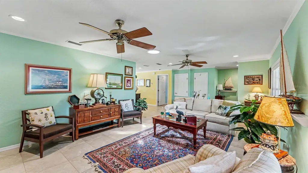 913 E Lake Parker Drive Lakeland FL 33801