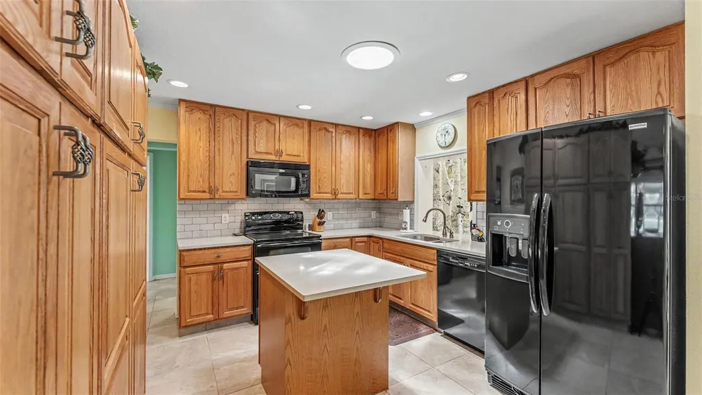 913 E Lake Parker Drive Lakeland FL 33801
