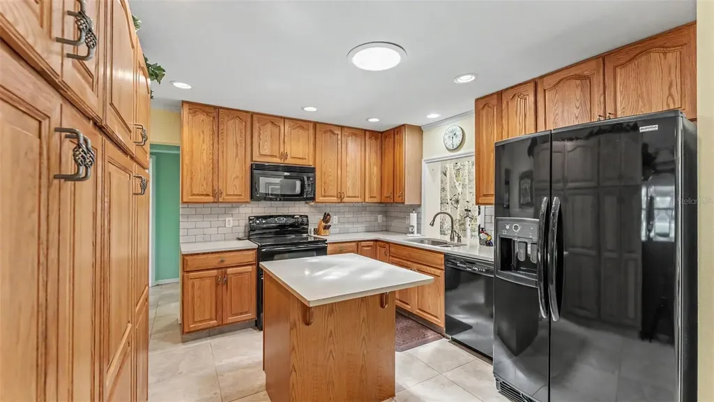 913 E Lake Parker Drive Lakeland FL 33801
