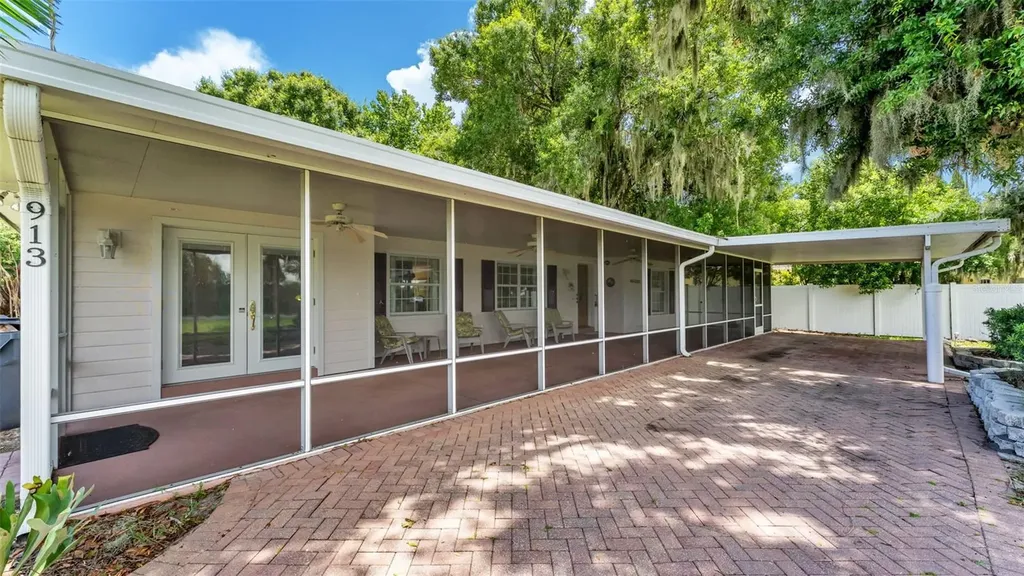 913 E Lake Parker Drive Lakeland FL 33801