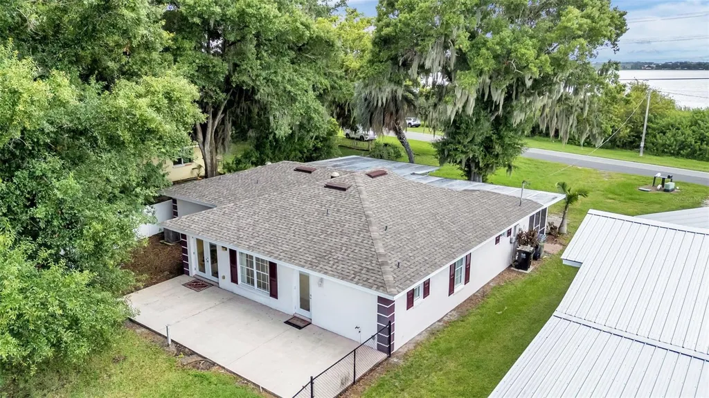 913 E Lake Parker Drive Lakeland FL 33801
