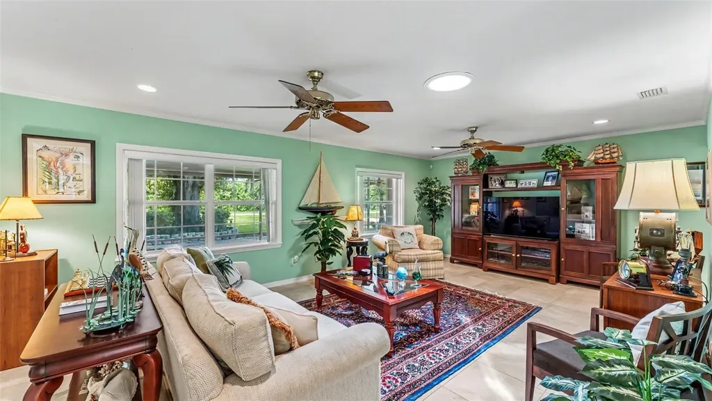 913 E Lake Parker Drive Lakeland FL 33801