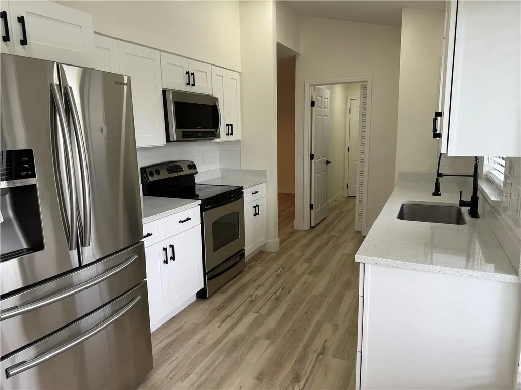 339 Pembroke Lane S Venice FL 34293