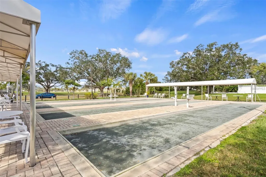 339 Pembroke Lane S Venice FL 34293