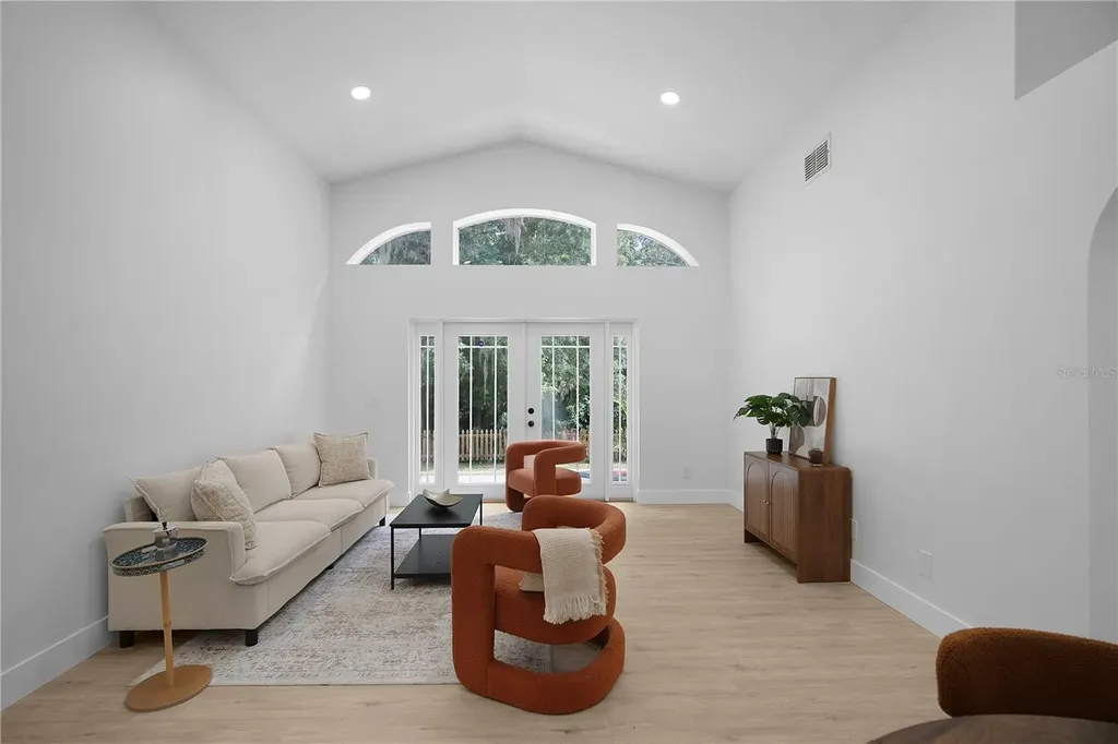 10303 Winding Creek Lane Orlando FL 32825