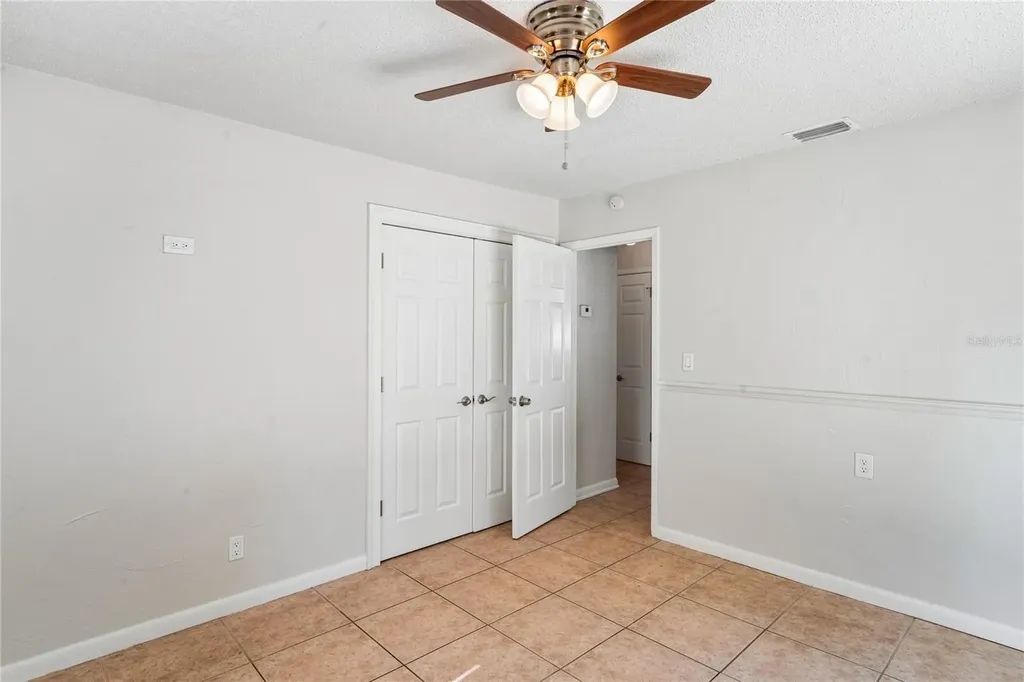 6229 50th Avenue N St Petersburg FL 33709
