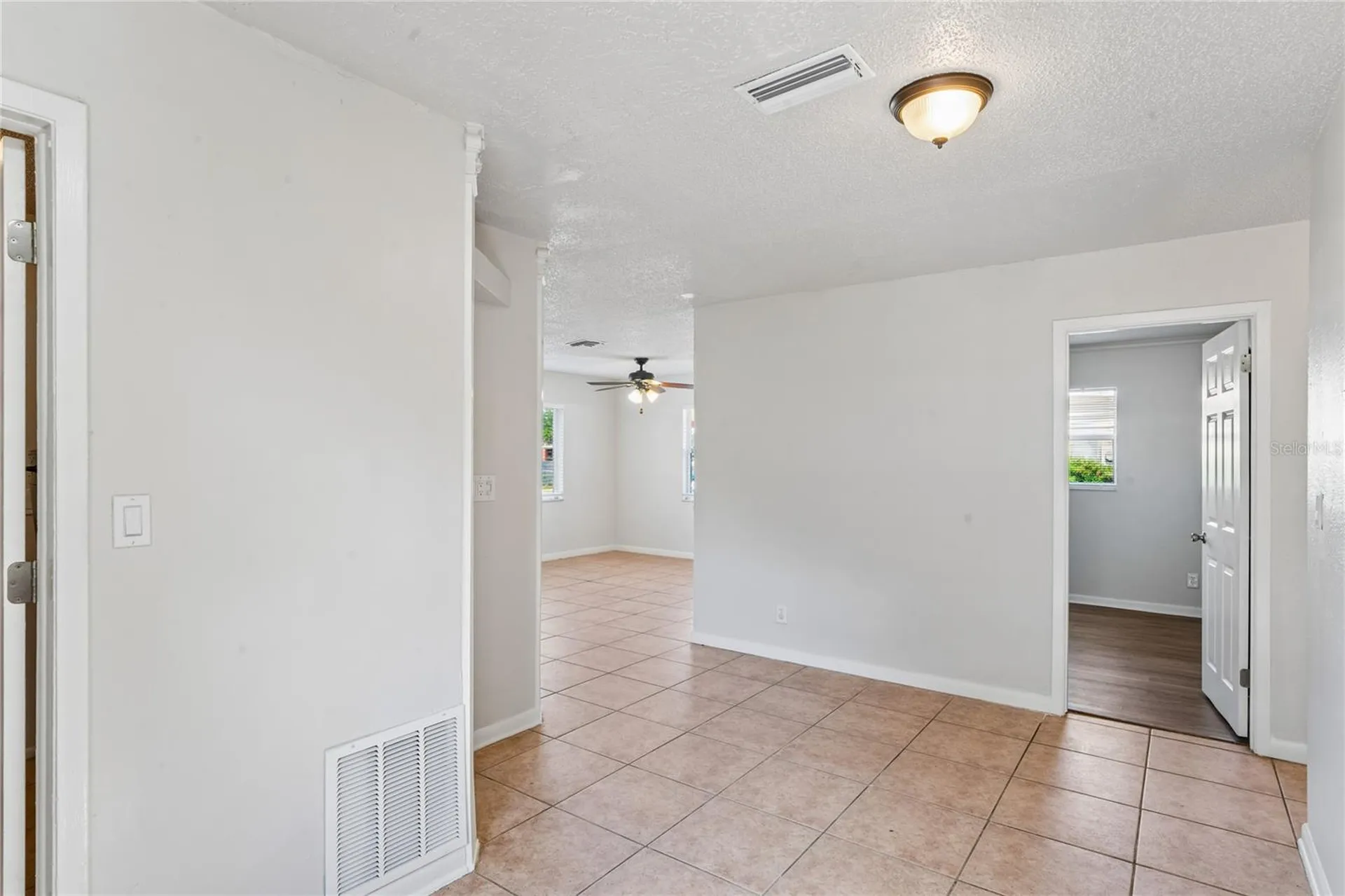 6229 50th Avenue N St Petersburg FL 33709