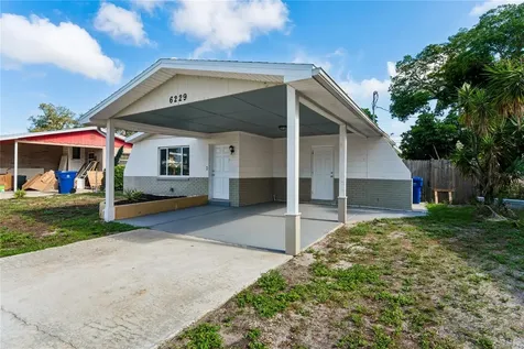 6229 50th Avenue N St Petersburg FL 33709