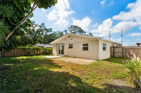 6229 50th Avenue N St Petersburg FL 33709