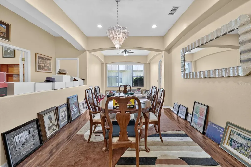 316 Harts Oak Place Seffner FL 33584