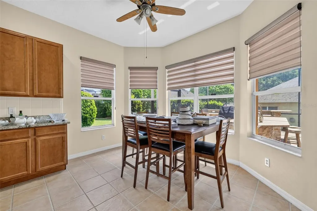 316 Harts Oak Place Seffner FL 33584