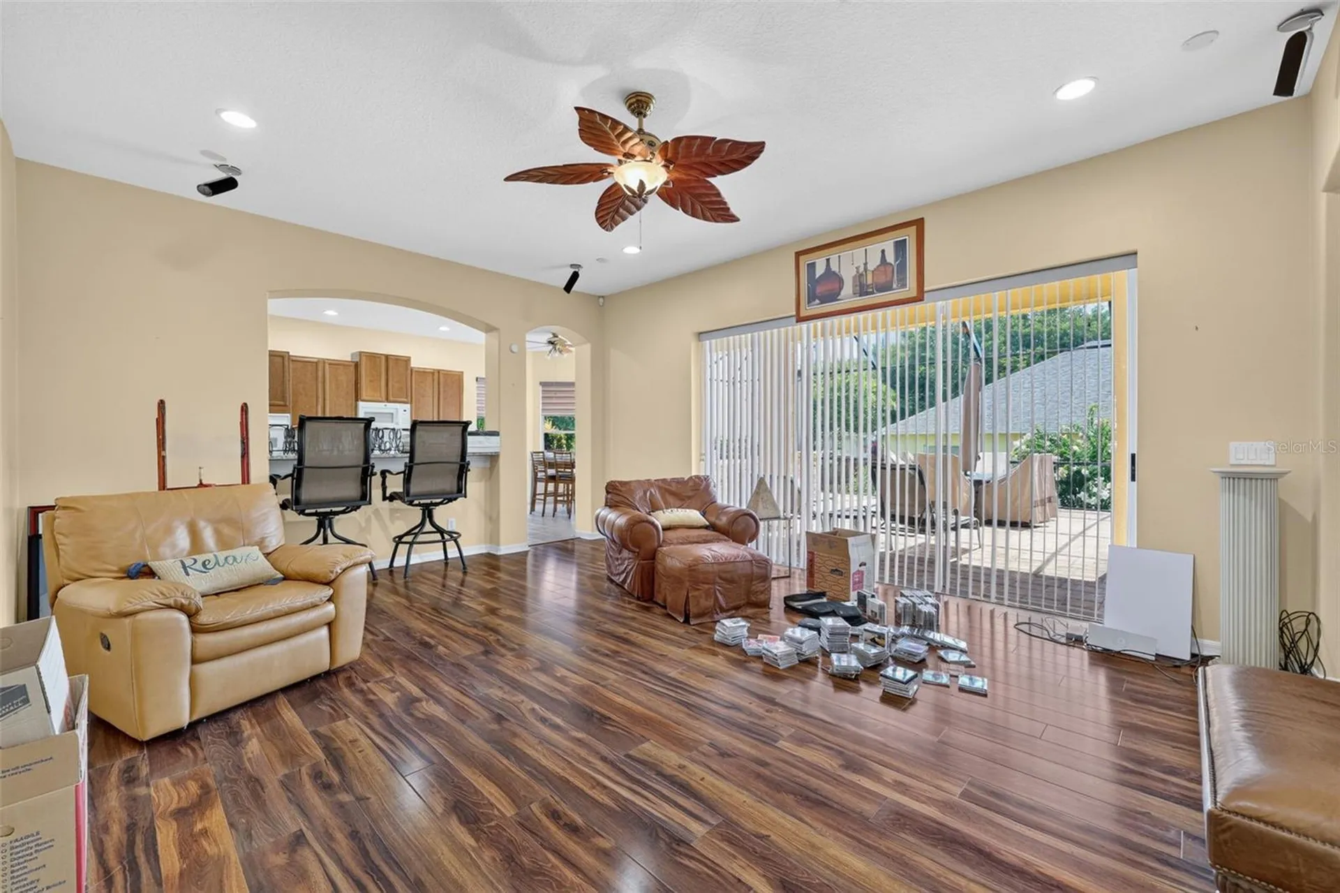 316 Harts Oak Place Seffner FL 33584