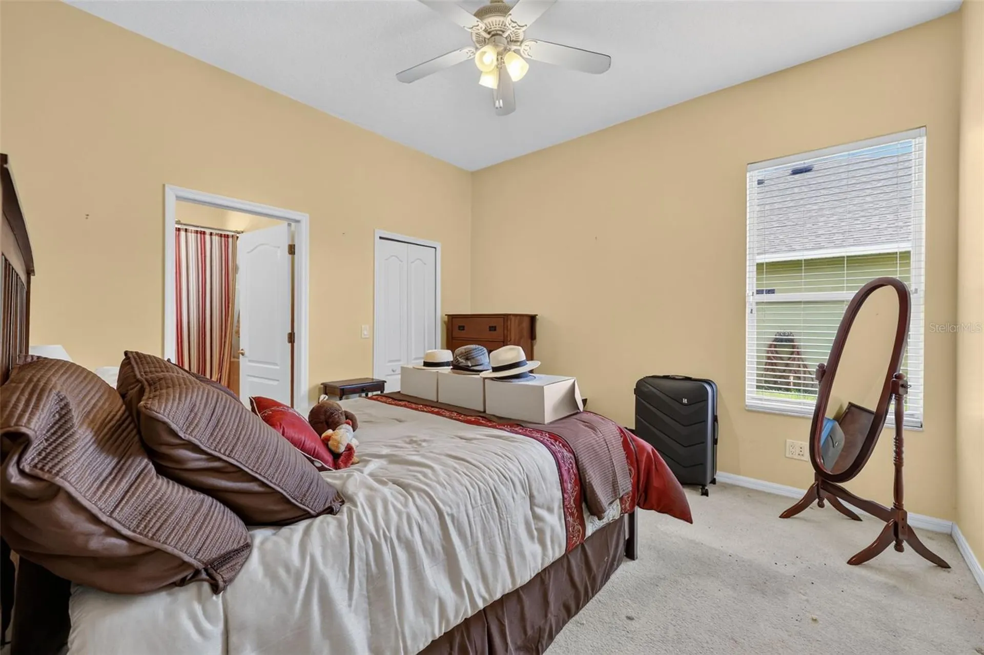 316 Harts Oak Place Seffner FL 33584