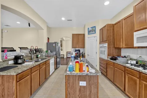 316 Harts Oak Place Seffner FL 33584