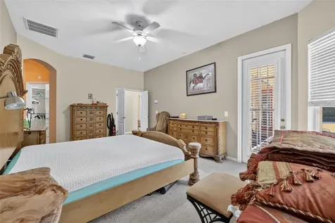 316 Harts Oak Place Seffner FL 33584