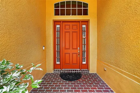 316 Harts Oak Place Seffner FL 33584