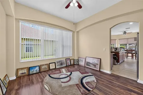 316 Harts Oak Place Seffner FL 33584