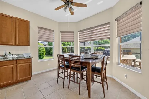 316 Harts Oak Place Seffner FL 33584