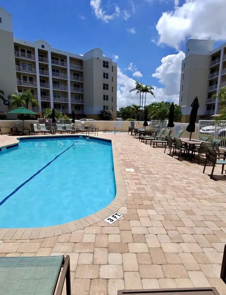 1200 Country Club Drive Largo FL 33771