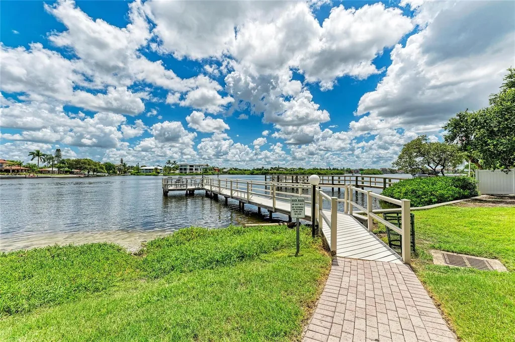 6157 Midnight Pass Road Sarasota FL 34242