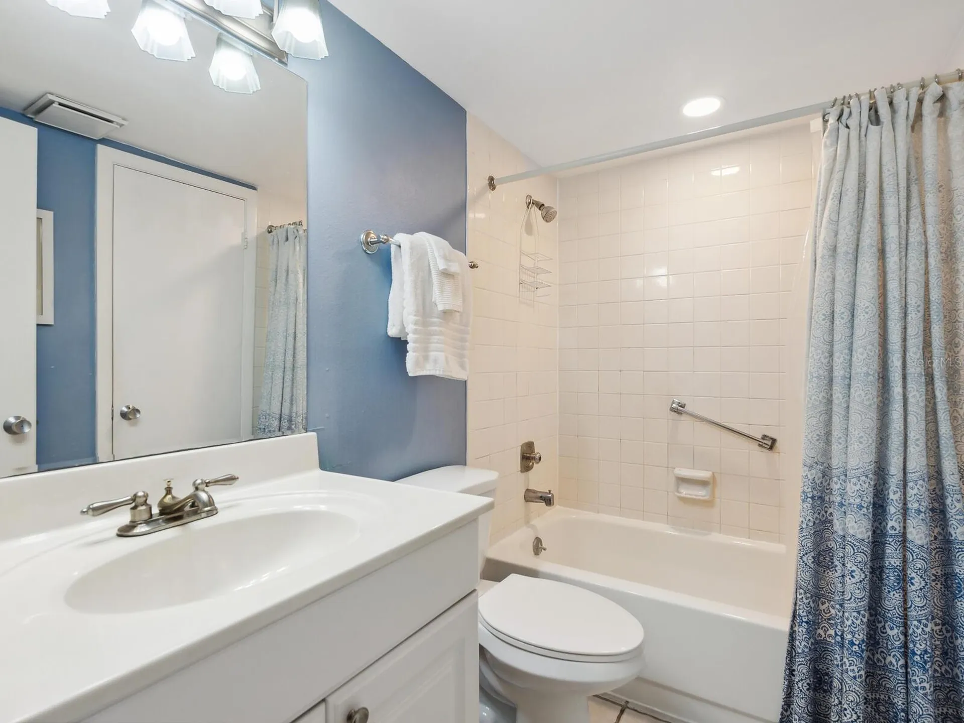 6157 Midnight Pass Road Sarasota FL 34242