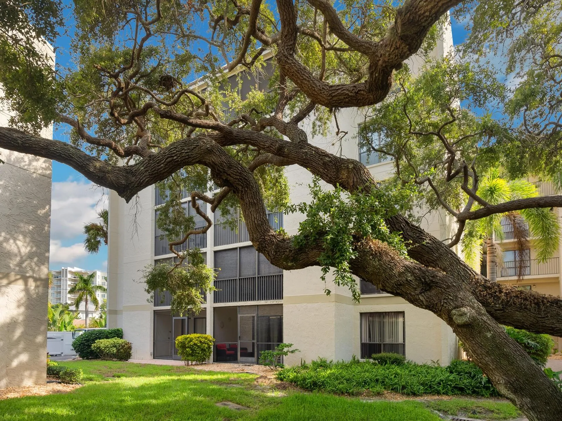 6157 Midnight Pass Road Sarasota FL 34242