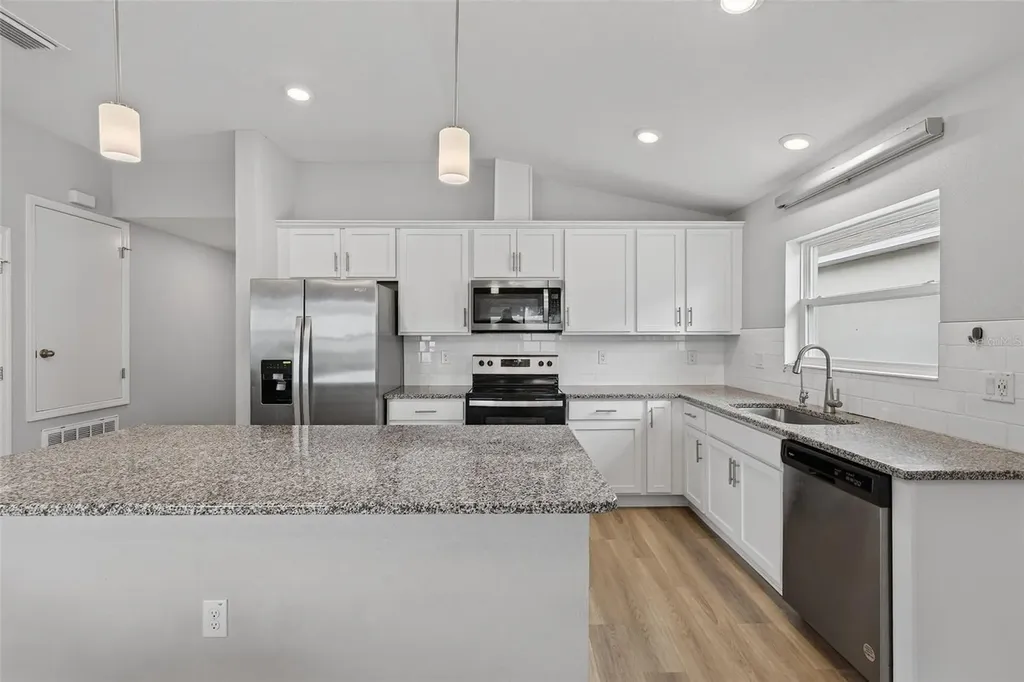 9972 Mesic Woods Avenue Seffner FL 33584